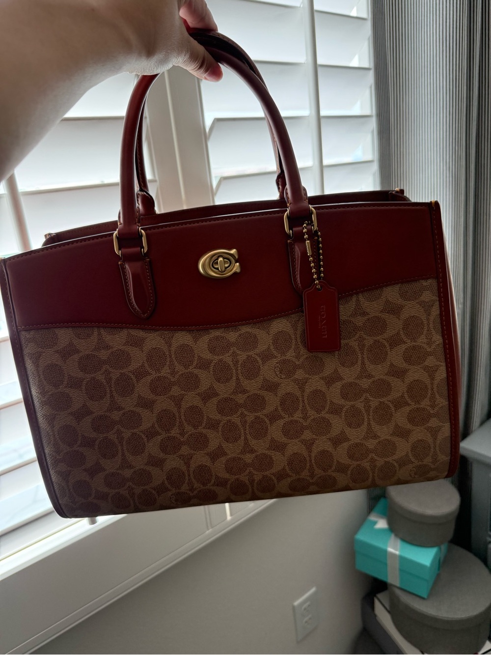 COACH Brooke carryall in signature canvas. Lock and clochette not included!